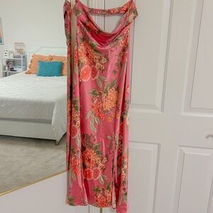 NWT Long maxi strapless satin dress with slit | size medium | pink with florals